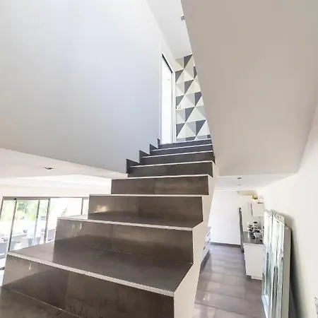 Cannes Hills Lovely Pool & Garden Villa Le Cannet
