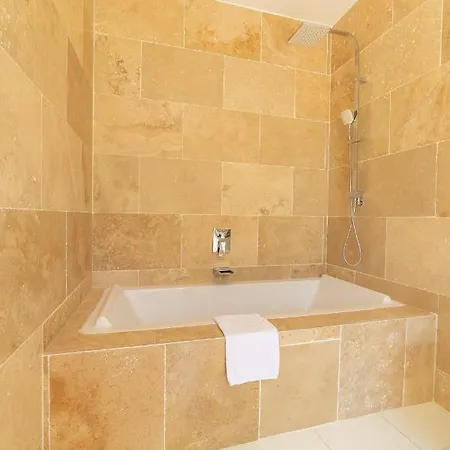 Cannes Hills Lovely Pool & Garden Villa Le Cannet